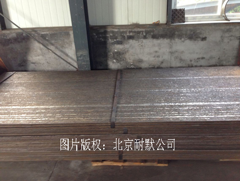 大量庫存各種規(guī)格雙金屬耐磨鋼板 庫存雙金屬耐磨鋼板